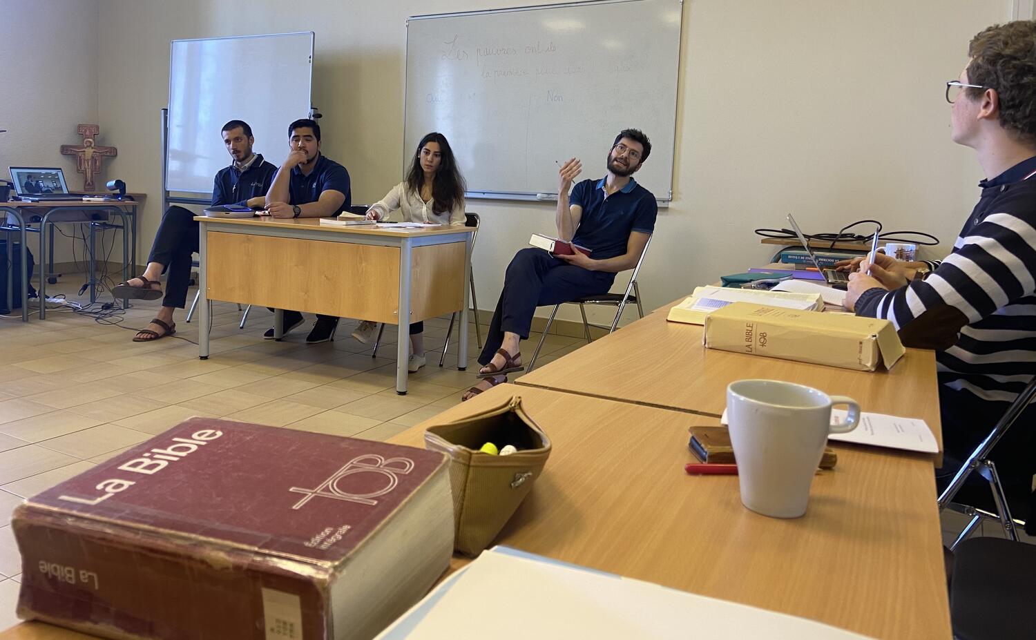 Journée des étudiants : Les pauvres ont-ils la première place dans l'Eglise ?